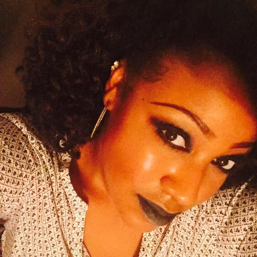 Meet your Posher, Jade